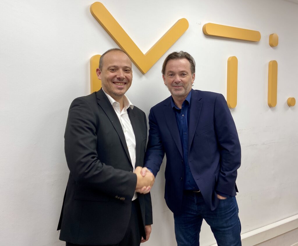 Francesc Domingo and Thierry Scozzesi, gathered in Barcelona at the offices of Mingothings International






